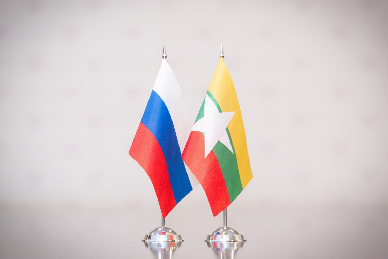 Россия и Мьянма развивают международное сотрудничество в области продвижения русского языка